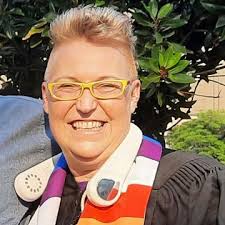 Find an Ordained Minister or Wedding Officiant in Montana