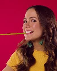 Are you a stretcher, a biter, nibbler or a knotter? 🐍 🤷🏻‍♀️ 😝  …#EachToTheirAllens