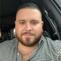 Daniel Dilley's Instagram, Twitter & Facebook