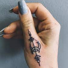 Alibaba.com offers 1,686 tattoo hair scissor products. Jessica Shears 8 Tattoos Meanings Steal Her Style