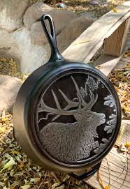 Lodge 12 Inch Wildlife Series Skillet
