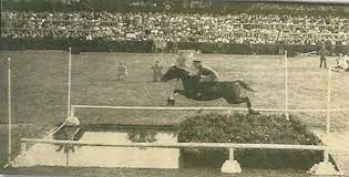 The world record long jump was set on april 26, 1975, by a horse named something ridden by a mr. Amazing Old Photos Of Rare Sports That You Will Never Believe Existed Part 2 Deyner S Notes