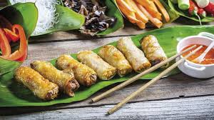 Meanwhile, since the dough used in preparing egg rolls is made from flour and eggs, the dish ends up relatively thicker and sturdier in texture compared to spring rolls. Fruhlingsrolle Egg Roll Spring Roll Edeka