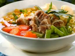 Mie means noodle made of flour, salt and egg, while soto refers to indonesian soup. Resep Masakan Sop Tulang Kaki Sapi Kuah Bening Spesial Yang Enak Dan Lezat Selerasa Com