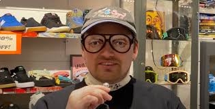 Videos · Pocket Skate & Vintage