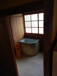 For the japanese, bathing is not just done with the pure purpose of cleansing one's body. All About The Ofuro Japanese Bathtub Yabai The Modern Vibrant Face Of Japan
