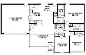 One story 3 bedroom 2 bathroom house plans. Single Story 3 Bedroom Floor Plans With Garage