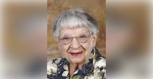 Mary Meinzer's Instagram, Twitter & Facebook