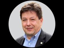 Breaking Down the Mechanics of Polymers: From Networks to Viscoelasticity