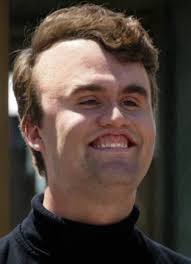 Hey guys I'm new to the group. Yes I know I look different in these  pictures. I got a new haircut recently (one