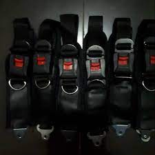 Di indonesia, ada 3 jenis pengikat helm yang gampang ditemui. Tali Helm Gesper Helm Tali Pengikat Helm Untuk Emua Jenis Helm Shopee Indonesia