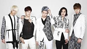 Jjcc Talk About Being Produced By Jackie Chan And Their Debut Track At First Com Imagens Kpopper Kpop Desafios