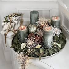 Naturlich Schon Die Kuhlen Erdtone Und Glitterelemente Machen Diesen Adventskranz Zu Einem Adventskranz Selber Basteln Deko Weihnachten Advent Adventskranz