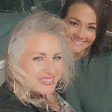 Jeremy Vowell's Instagram, Twitter & Facebook