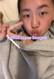 Lebron James Bouquet Circle