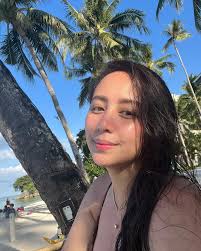 Andrea Monasterio's Instagram, Twitter & Facebook