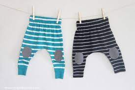 From simple paint splattered bibs to adorable rompers, there are a lot of fun things to make, use and cherish. 16 Sewing Patterns For Babies