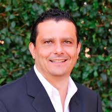 Fernando Escarcega's Instagram, Twitter & Facebook