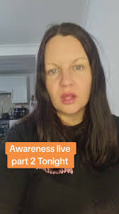 Rochelle Wallis's Instagram, Twitter & Facebook