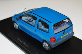 Image result for Bleu 1995 Renault