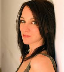 Laurie Burke's Instagram, Twitter & Facebook