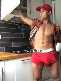 Dutch Insta famous model Levy Van Wilgen let's his bulge loose in Box  Menswear - Attitude