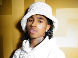 LA artist Handsome Luke drops new cloud rap track “Sicario” and goes viral 