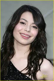 Elita Miranda's Instagram, Twitter & Facebook