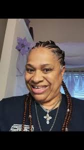 Cynthia Reeder's Instagram, Twitter & Facebook