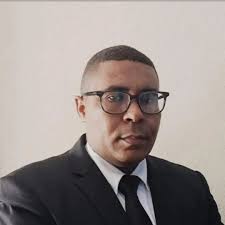 Las Gracias primero a Dios, a mi familia, a los presentes y esos amigos y  seguidores que esperan con ansias la programación tanto de Durísima 105.7  como de Íntima Fm dos emisoras