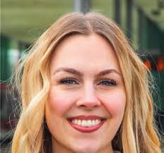 Theresa Bremer's Instagram, Twitter & Facebook