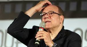 Storia della vita di carlo verdone, attore e regista italiano. Carlo Verdone Si Opera Alle Anche Non Ero Piu In Grado Di Camminare Per Pochi Metri