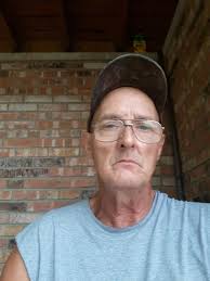 Barry's Lawnmower Repair in Cincinnati, OH // HomeGuide