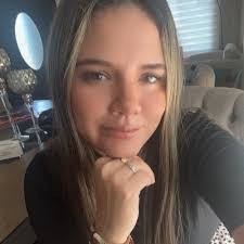 Olga Vaca's Instagram, Twitter & Facebook