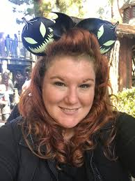 So I joined this group a few days ago and I see most making introductions,  so here I am. I'm a Libra that loves Halloween year round. I appreciate the  little things