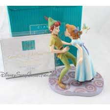 Rare Wdcc Disney Peter Pan Et Wendy I M So Happy I Think I Ll Give You A Kiss Peter Pan De Disney Disney Jeux