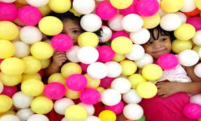 Anda adalah direktur dan guru tk. Taman Permainan Kanak Kanak Indoor Yang Best