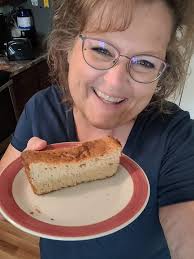 Cream cheese pound cake This turned it so good ☺️ Ingredients 1 ¼ c almond  flour ¾ cup of sugar substitute 1 tsp baking powder ¼ tsp of salt 4 eggs 3