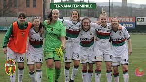 Pronti a tornare in campo riceviamo e pubblichiamo una nota del presidente giacomo perugini della ternana thyrus c5 femminile. Alanna Castaneda E Rebecca Quirini Regalano Alla Ternana La Prima Vittoria In Serie C Calcio Femminile Italiano