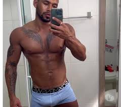 Dominador negão dotado 23 cm 12997955615 Santo Amaro - Acompanhantes  homens, gay e travestis. - 328995934 | Vivalocal