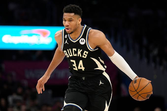 Analysis: Giannis loses triple-double amid stat padding talk | The Seattle  Times