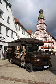 Hat der kunde ein wenig mehr zeit, kann er kosten sparen und das ups standard. Erstes Ups E Fahrzeug Knackt 100 000 Km Marke Nachhaltiges Wirtschaften