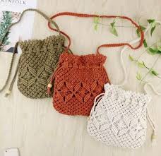 Makrome Canta Modelleri Diy Fikirleri Neseli Sus Evim Orme Tezgahi Desenleri Orgu Tig Isleri