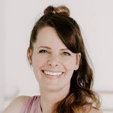 Cheryl Yeager's Instagram, Twitter & Facebook