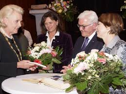 Grüne und union suchen nach weiblichen alternativen. Rosenheim Bundesprasident Frank Walter Steinmeier Beim Ehrenamtsempfang Im Kuko Rosenheim Stadt