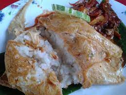 There is a different menu each day to ensure that the customers will not get bored with the same dishes everyday, but the nasi lemak telur bungkus. Warung Bunian Nasi Lemak Kajang Nasi Lemak Telur Bungkus