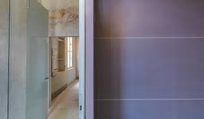 Laminam è specializzata nella produzione di lastre ceramiche di grandi dimensioni per l'architettura. Crossville Inc Tile Collection