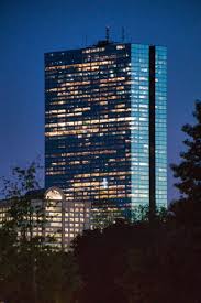 Include some context about the image in the title (such as the location or the name of the building). John Hancock Tower Boston 1976 Structurae