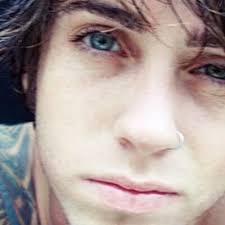 Eric Botelho. (@eriicbotelho)