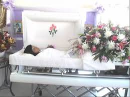 Nov 15, 2019 this pin was discovered by alicia vettorino. Clippingtheminproperly Beautiful Girls In Their Caskets Postmortem Death And Mourning On Pinterest Post Mortem